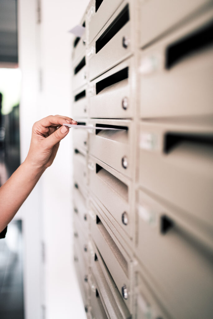 Distribution de flyers à Bollène